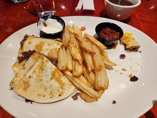 Photo of St. Louis Bar & Grill - 10712 80 Ave Unit 101, Grande Prairie, AB T8W 0G9